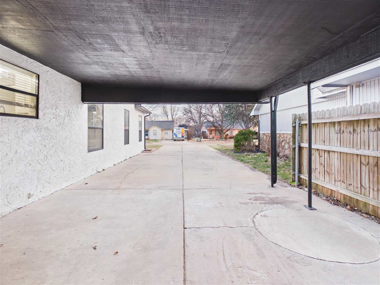 1129 NW Maple Ave