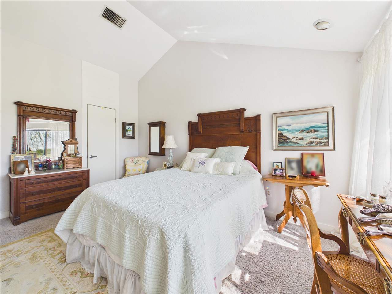 439 NW Chimney Creek Dr