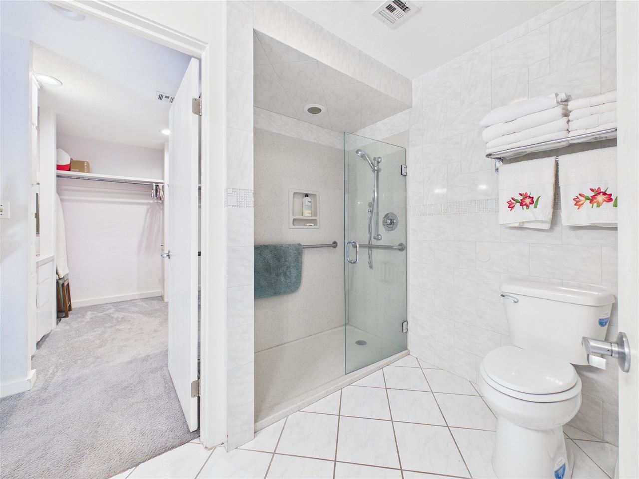 439 NW Chimney Creek Dr