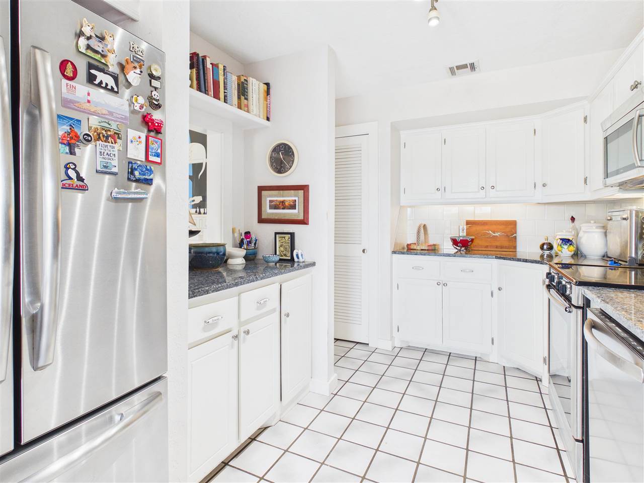 439 NW Chimney Creek Dr