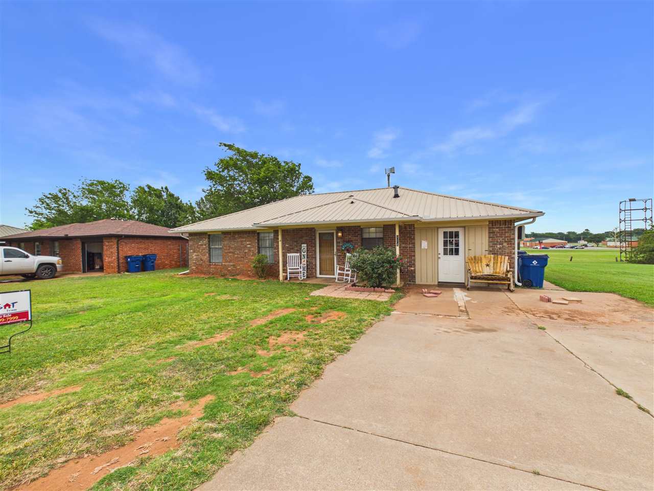 114 Apache Dr