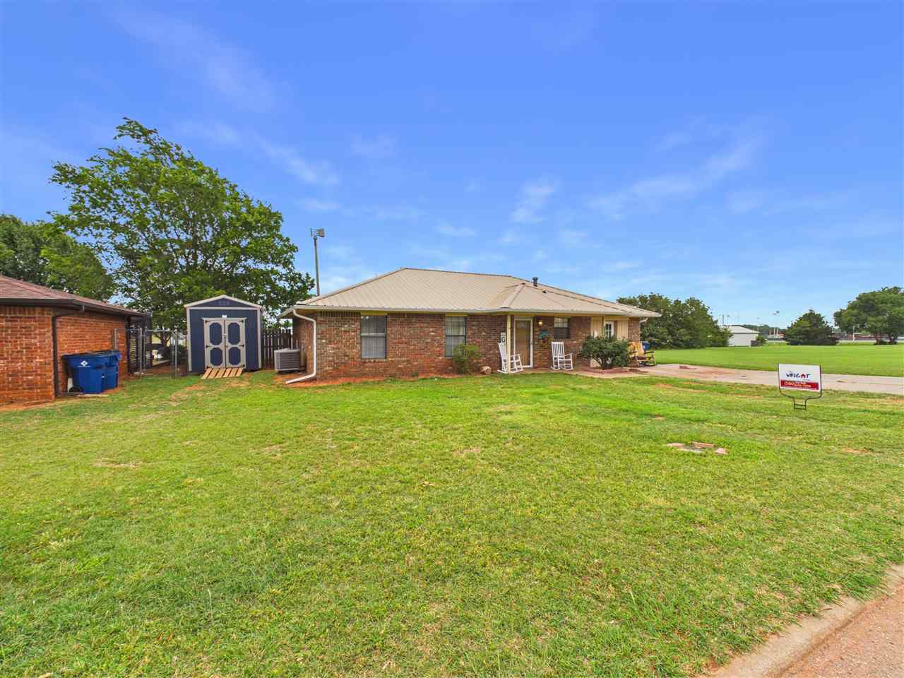 114 Apache Dr