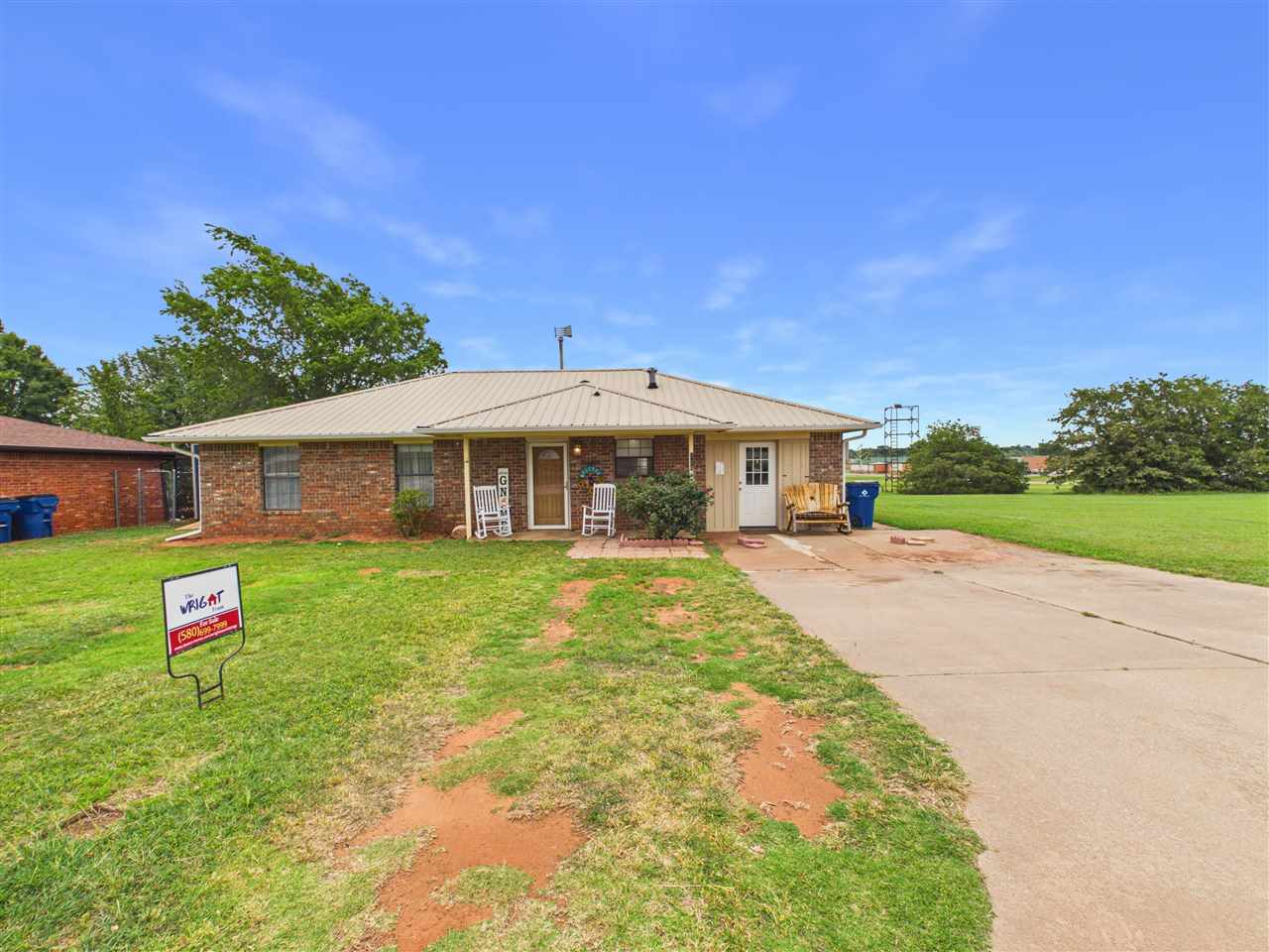 114 Apache Dr