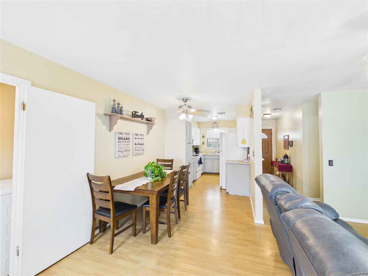114 Apache Dr