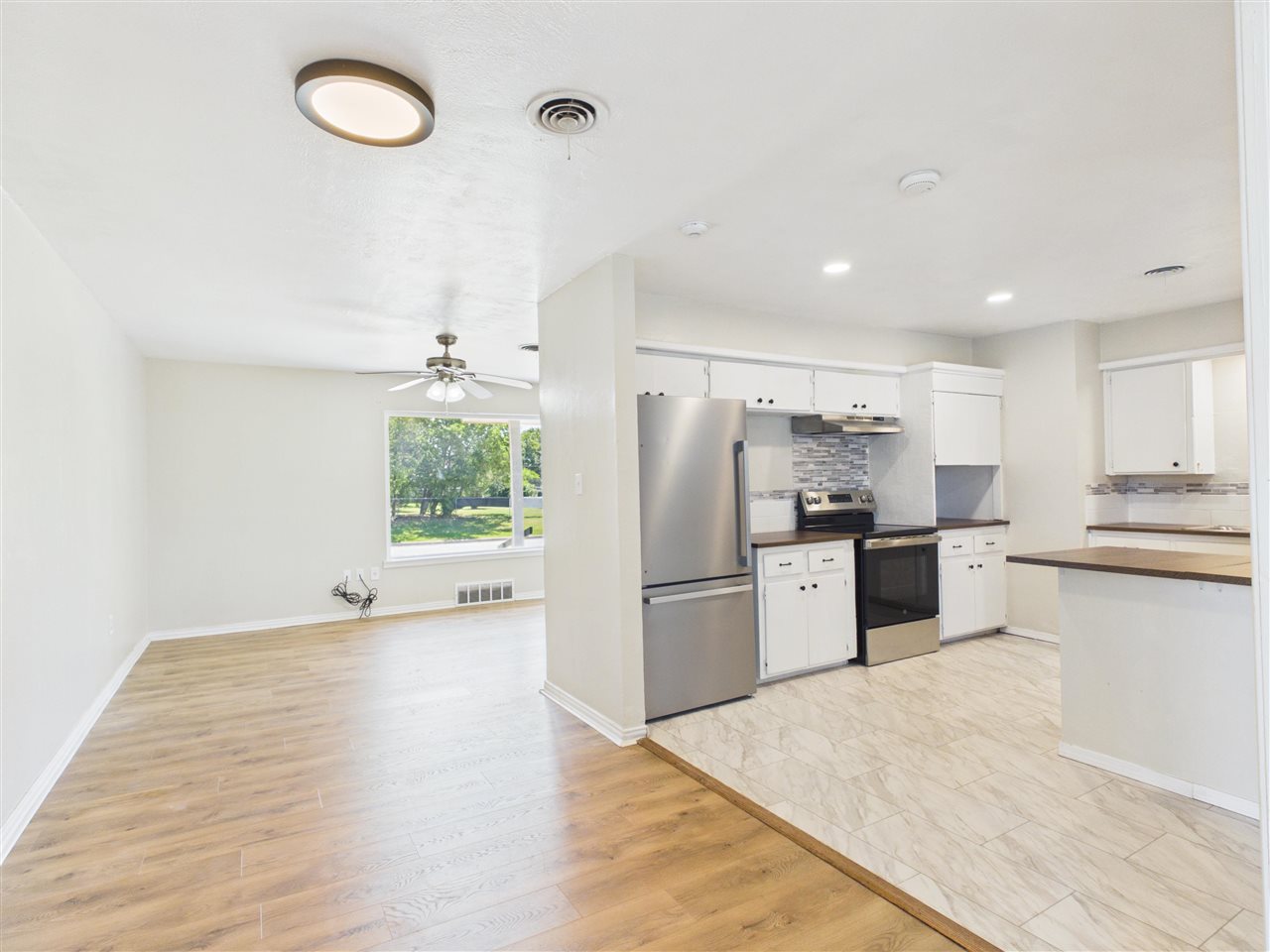 1602 NW 48th St