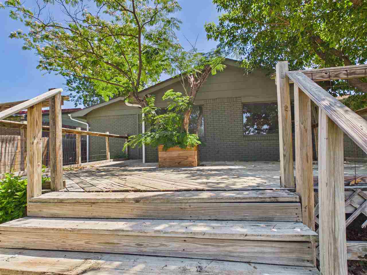 1602 NW 48th St
