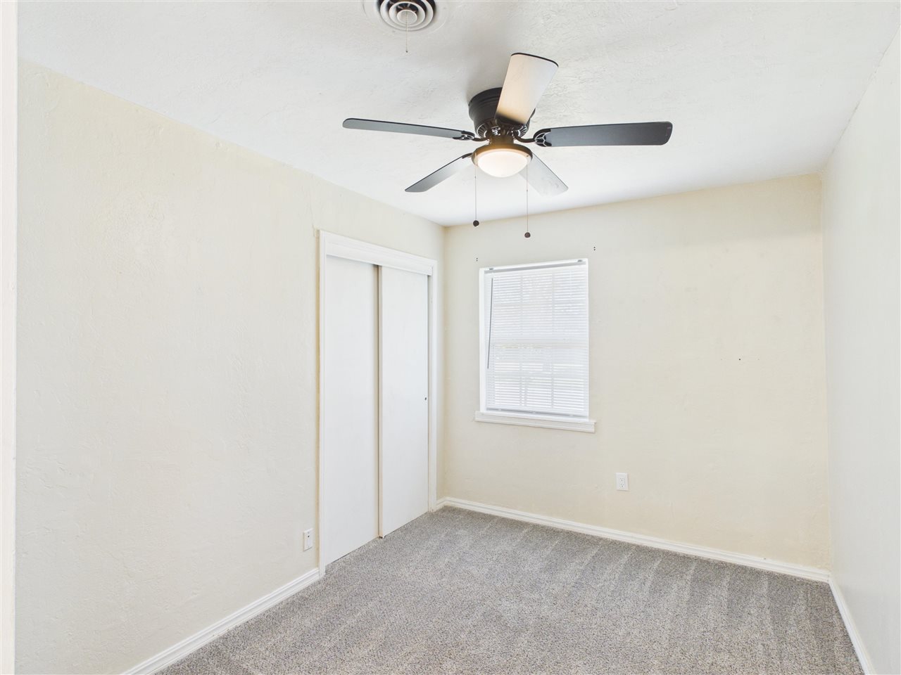 1602 NW 48th St