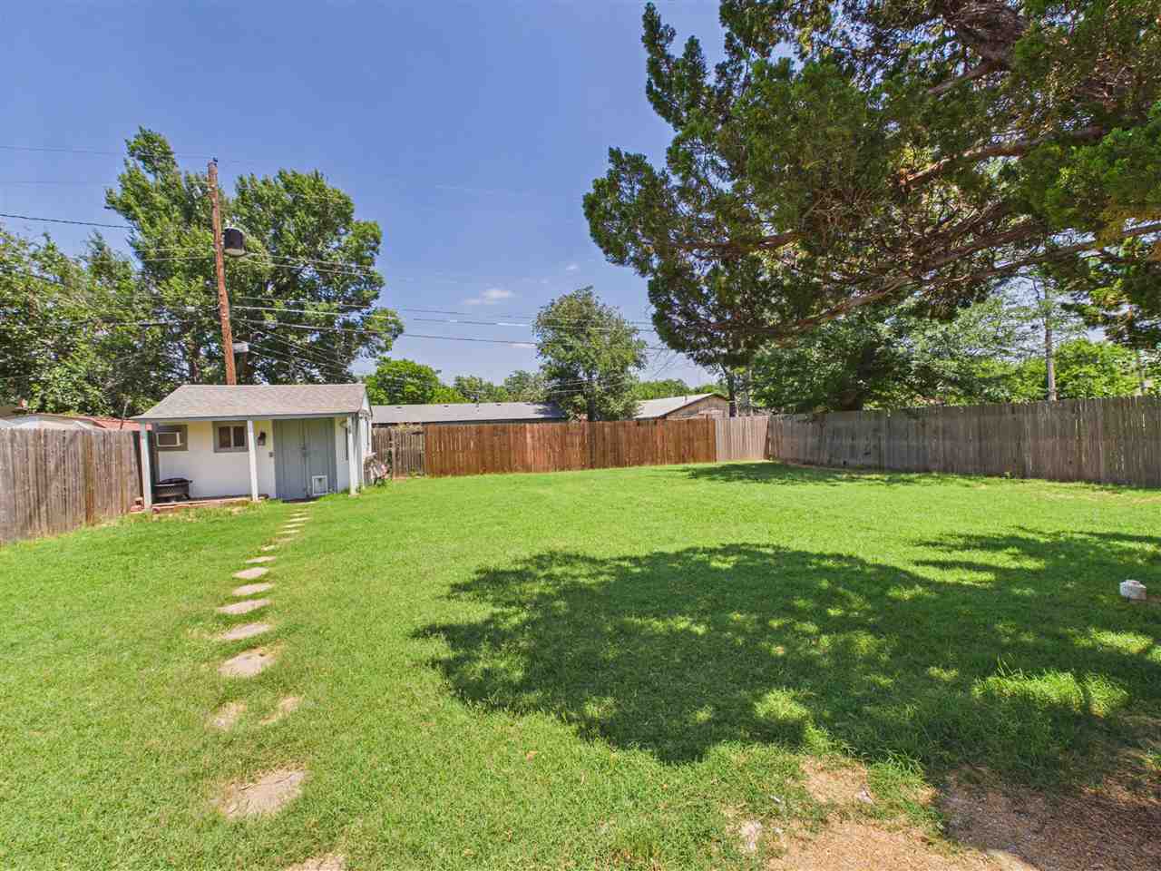 2203 NW 28th St