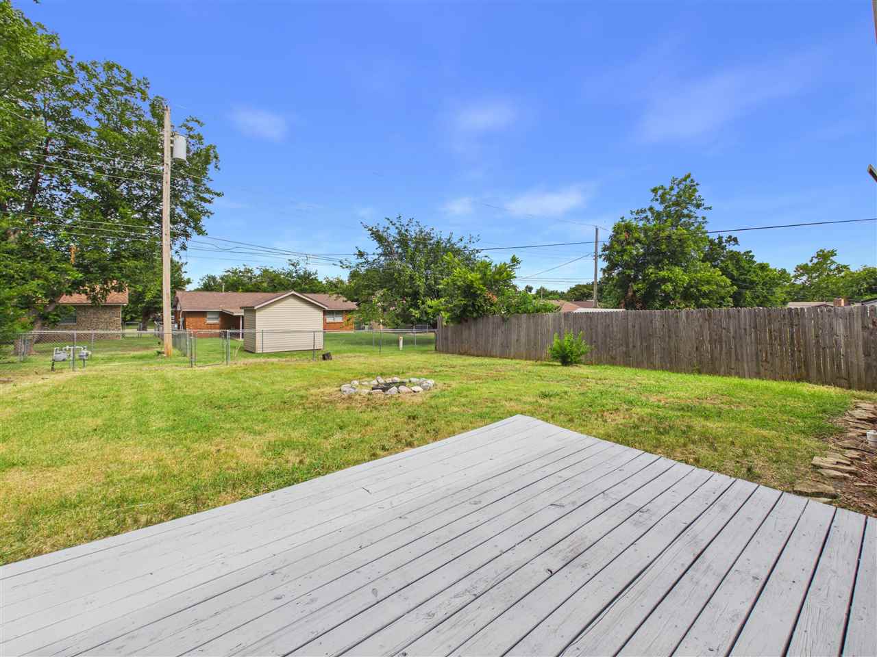 409 NW 75th St