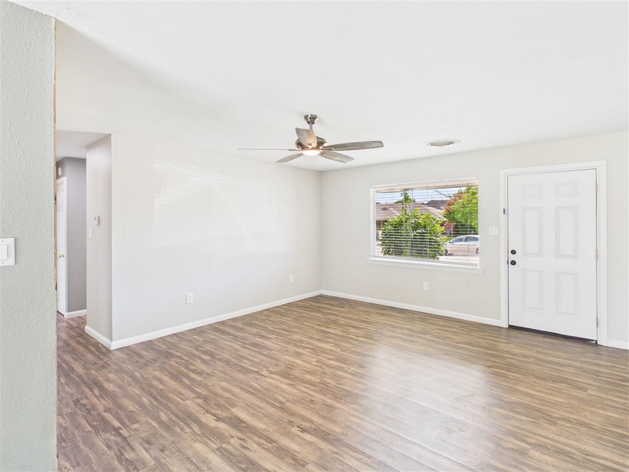 409 NW 75th St