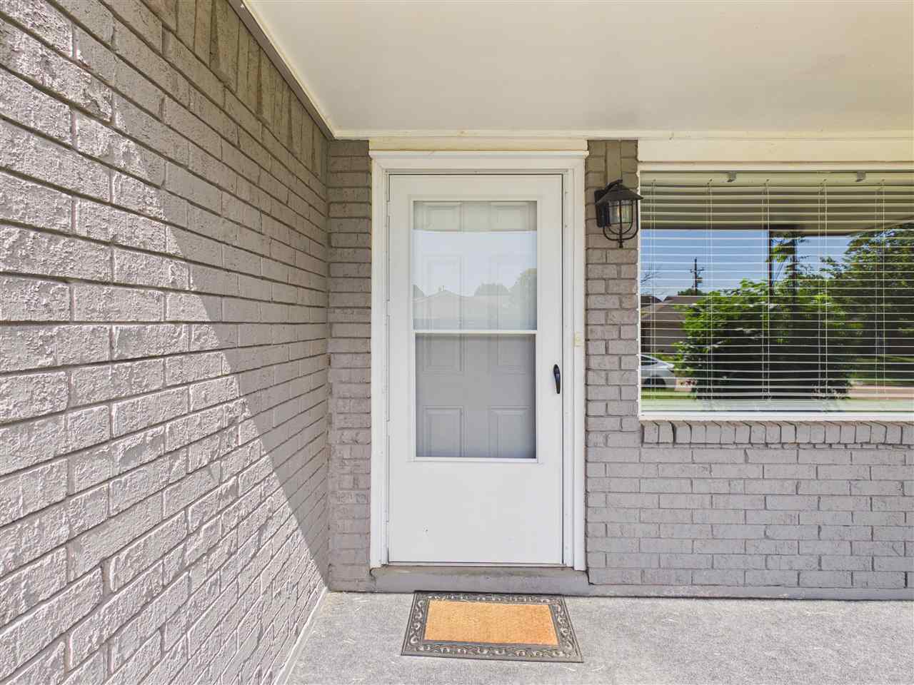 409 NW 75th St