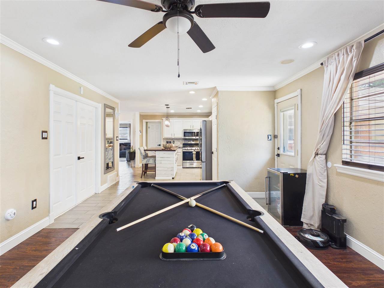 7110 NW Woodland Circle
