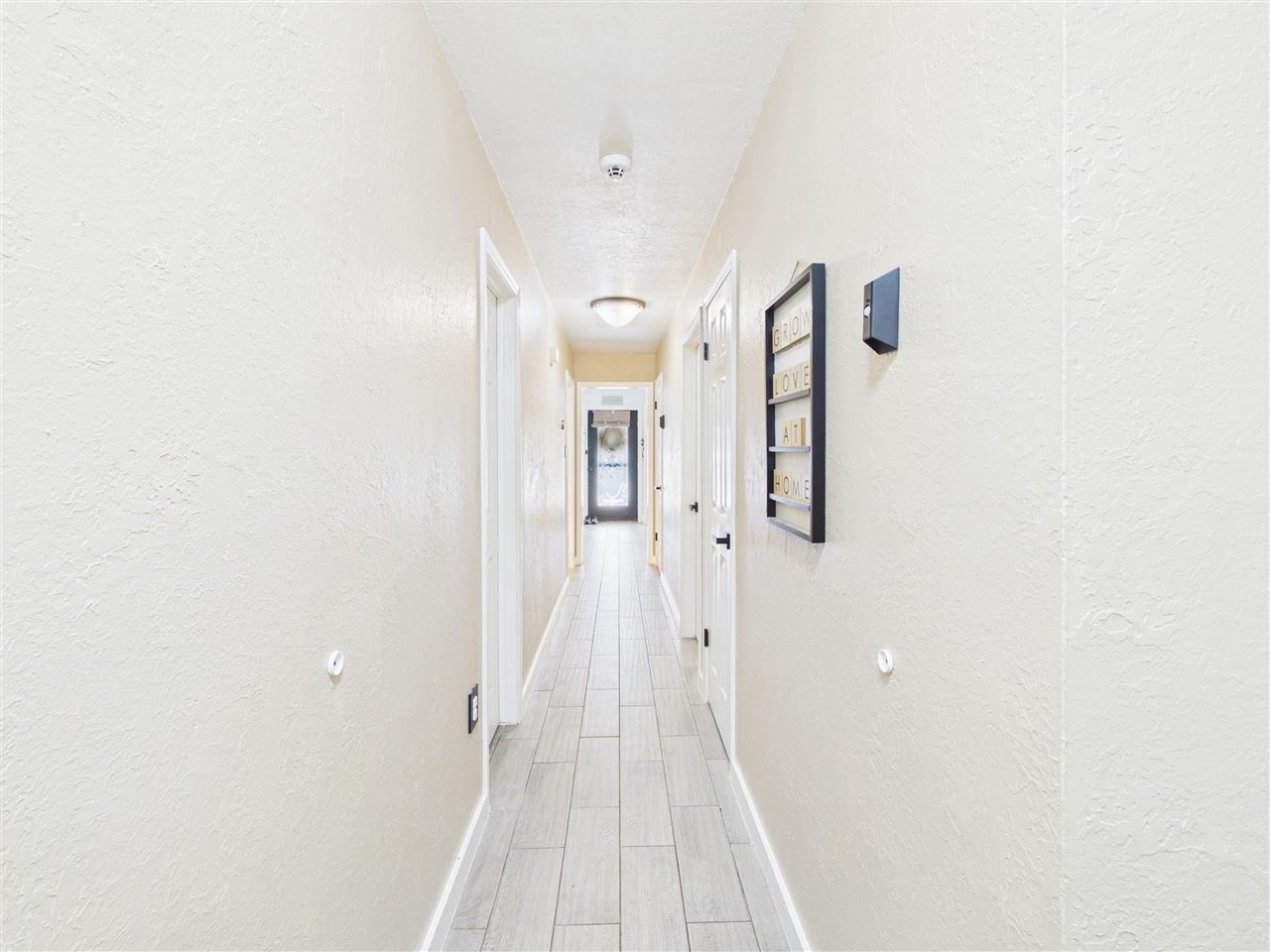 7110 NW Woodland Circle