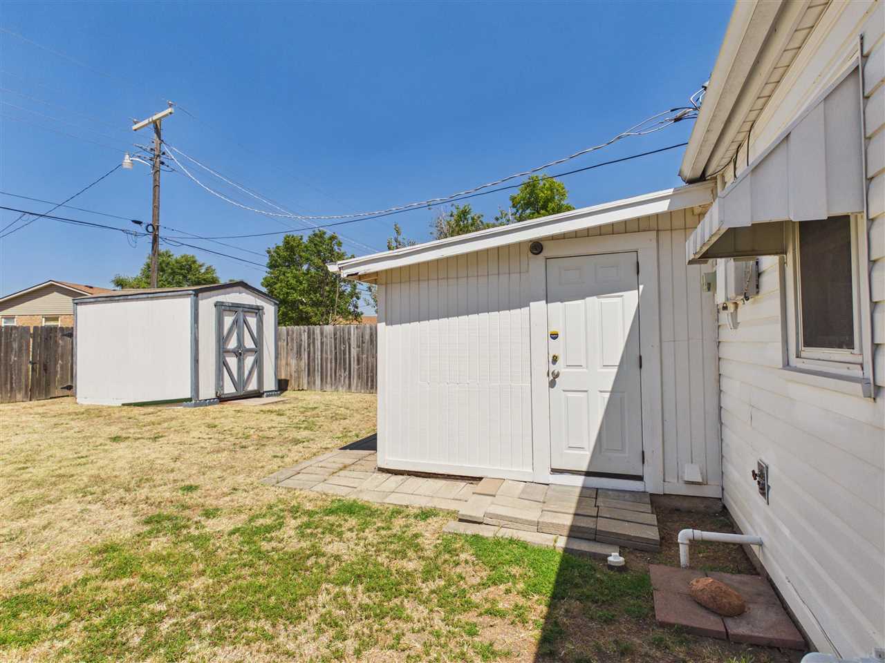 905 SW 29th St