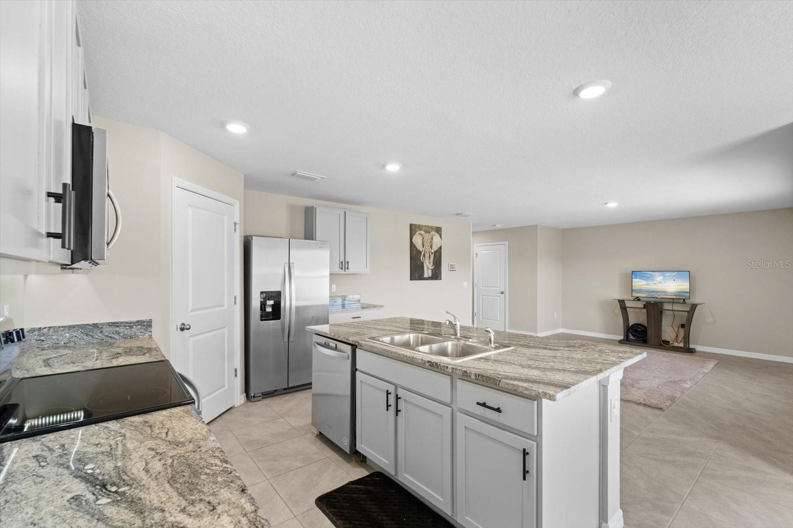 6314 DISTANT HAZE PL