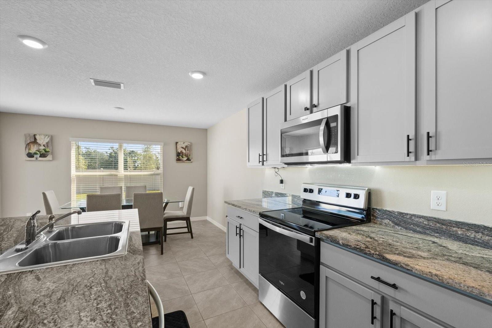 6314 DISTANT HAZE PL