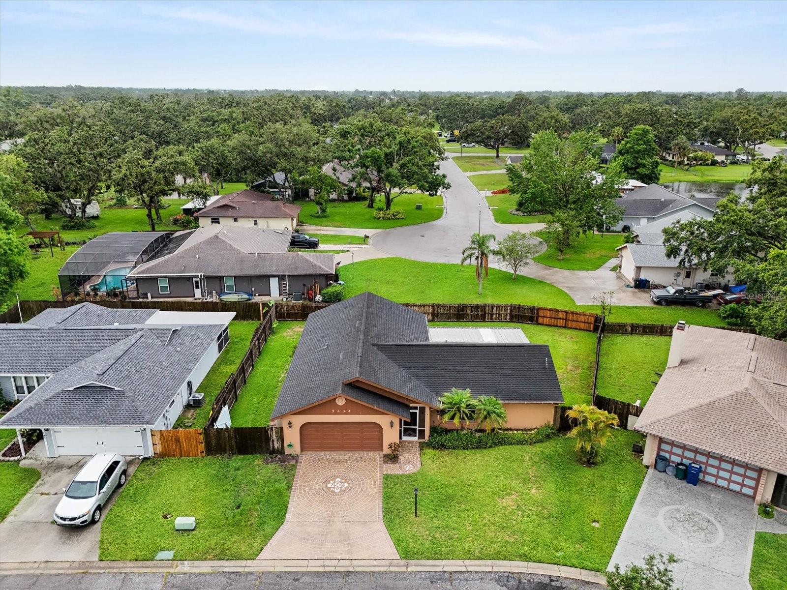 5433 81ST AVENUE CIR E