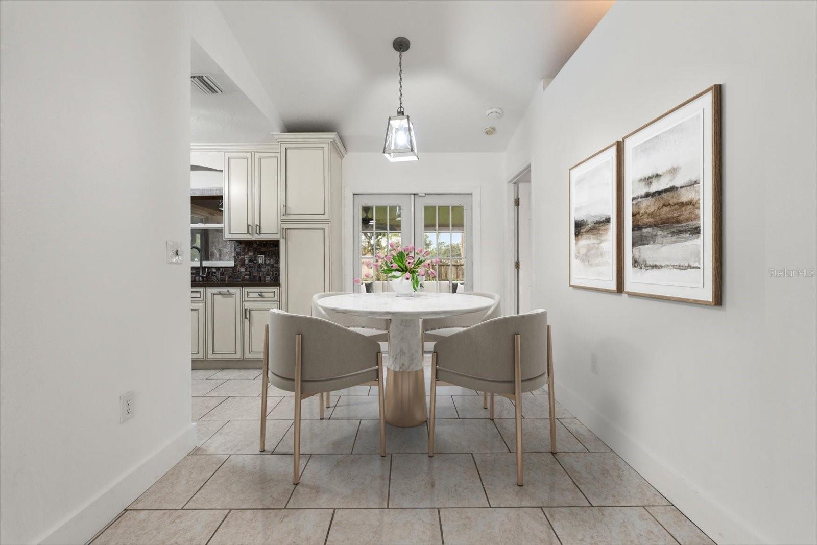 5433 81ST AVENUE CIR E