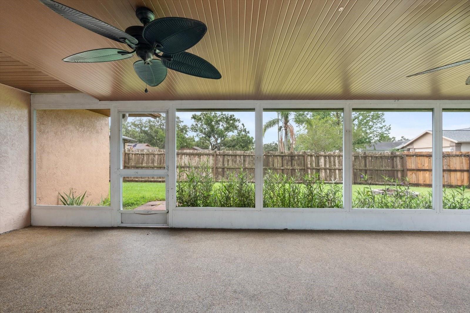 5433 81ST AVENUE CIR E