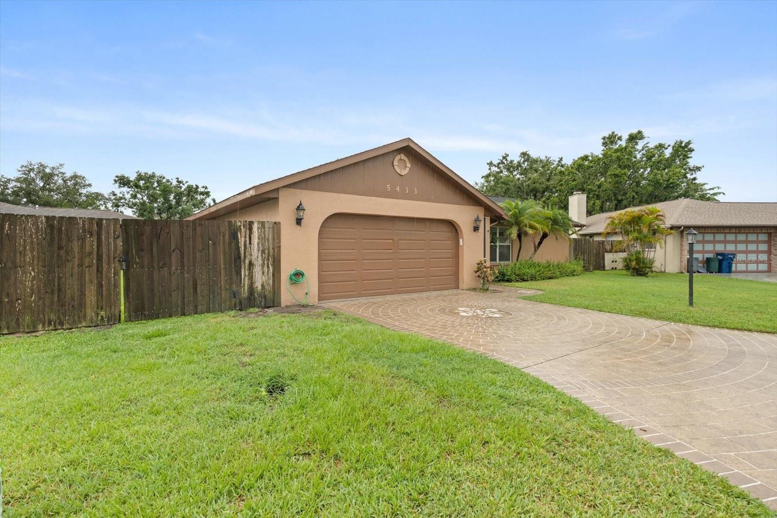 5433 81ST AVENUE CIR E