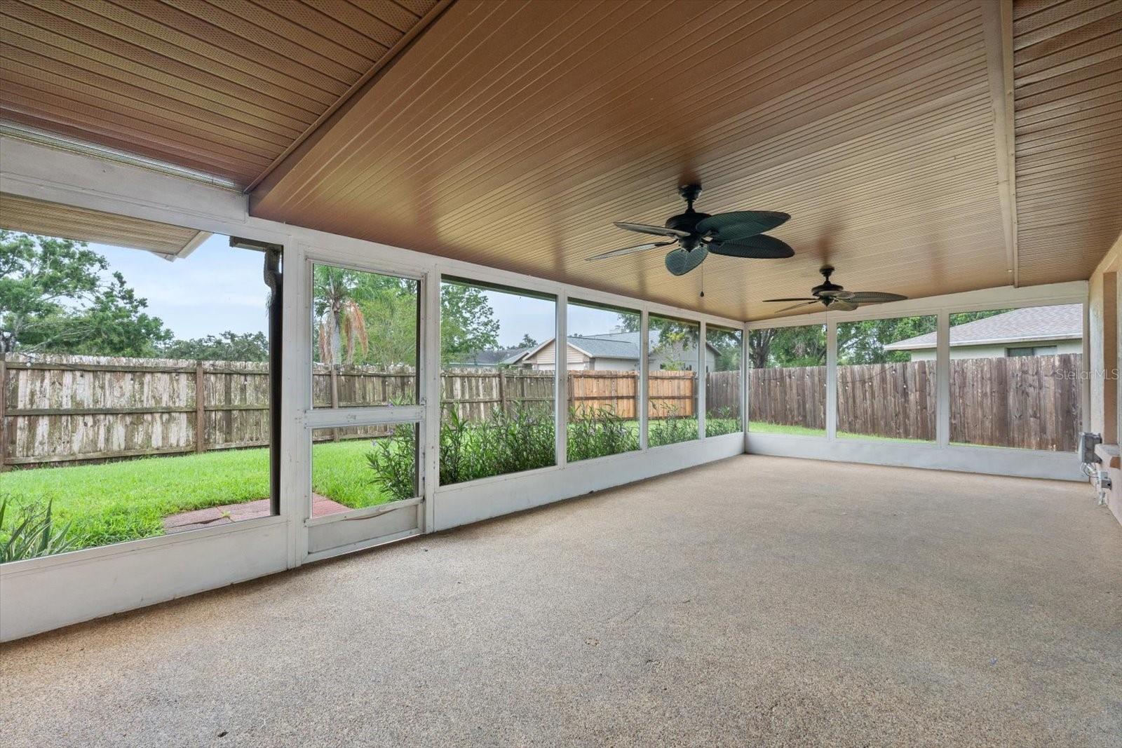 5433 81ST AVENUE CIR E