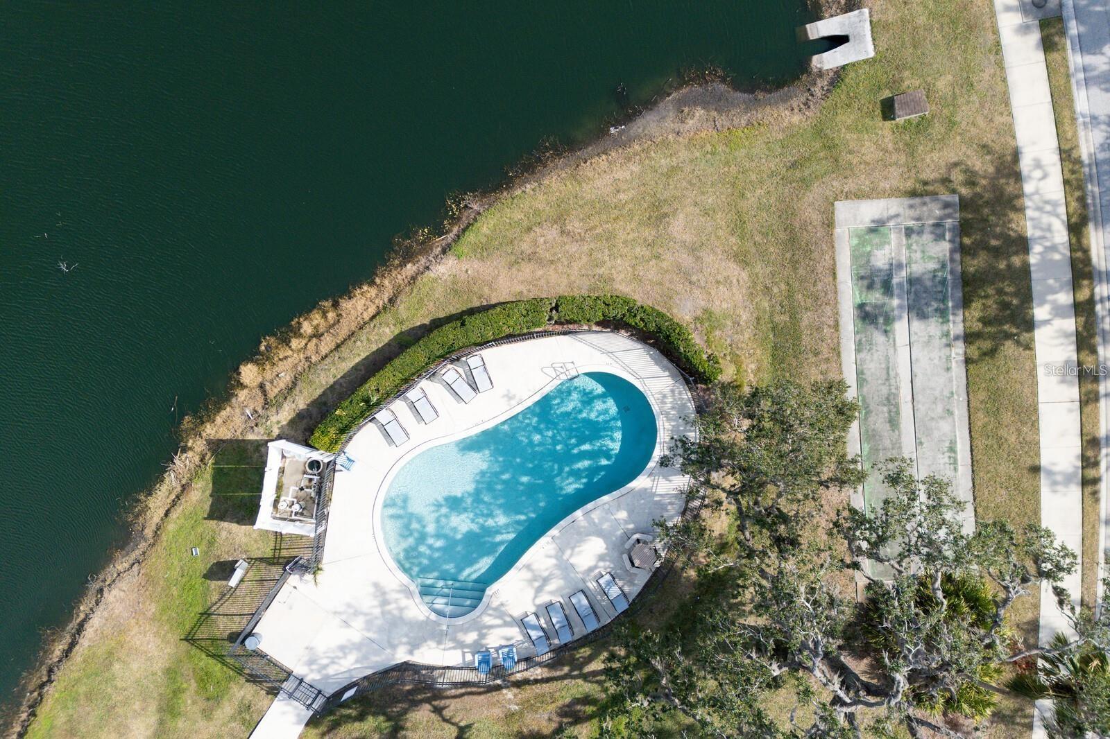 5433 81ST AVENUE CIR E