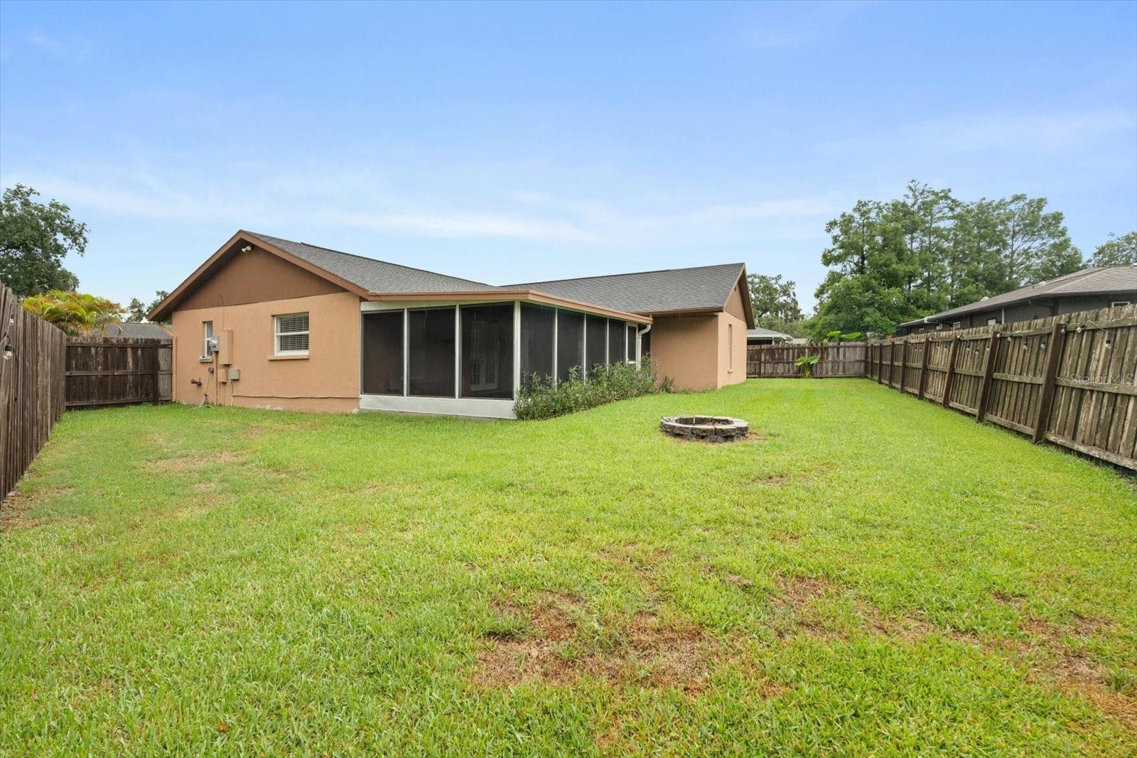 5433 81ST AVENUE CIR E