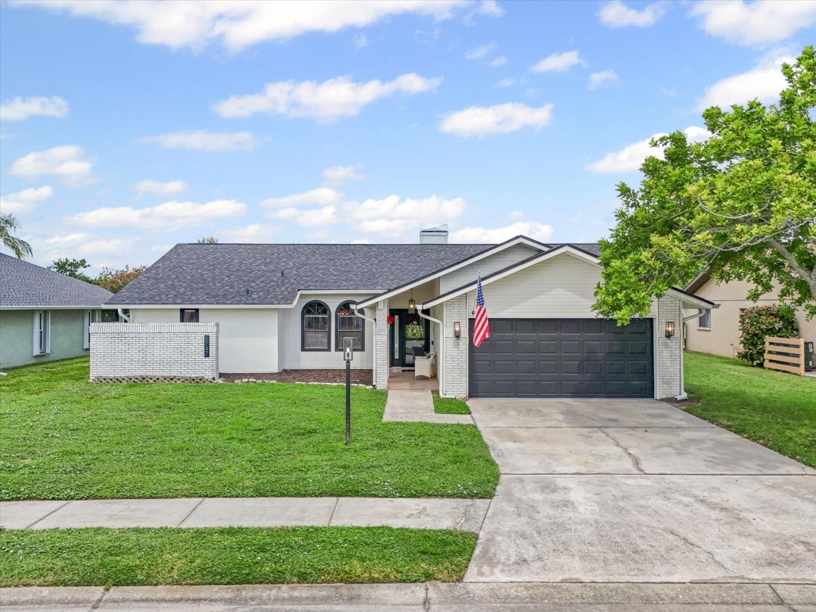 5747 39TH STREET CIR E