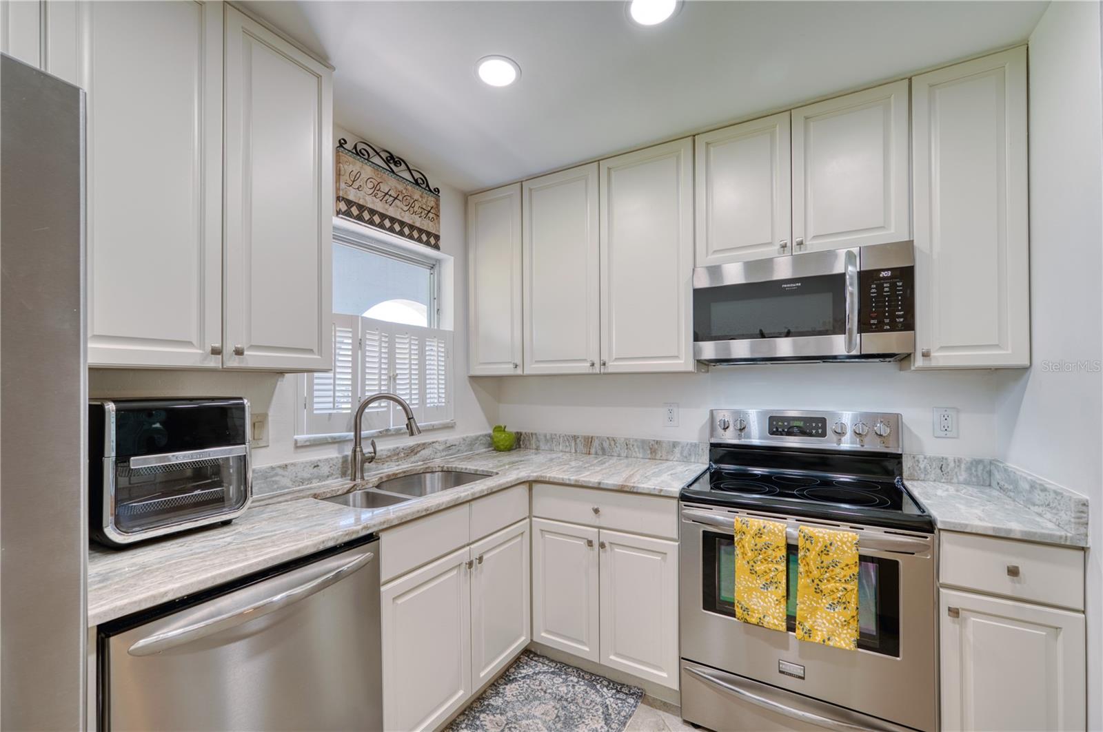 3807 41ST STREET CT W