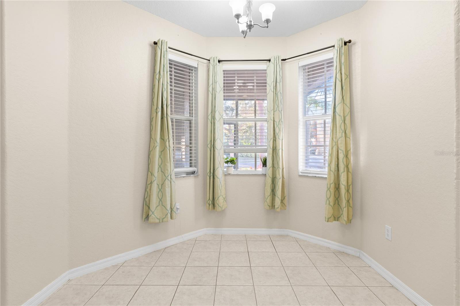 7051 CHATUM LIGHT RUN