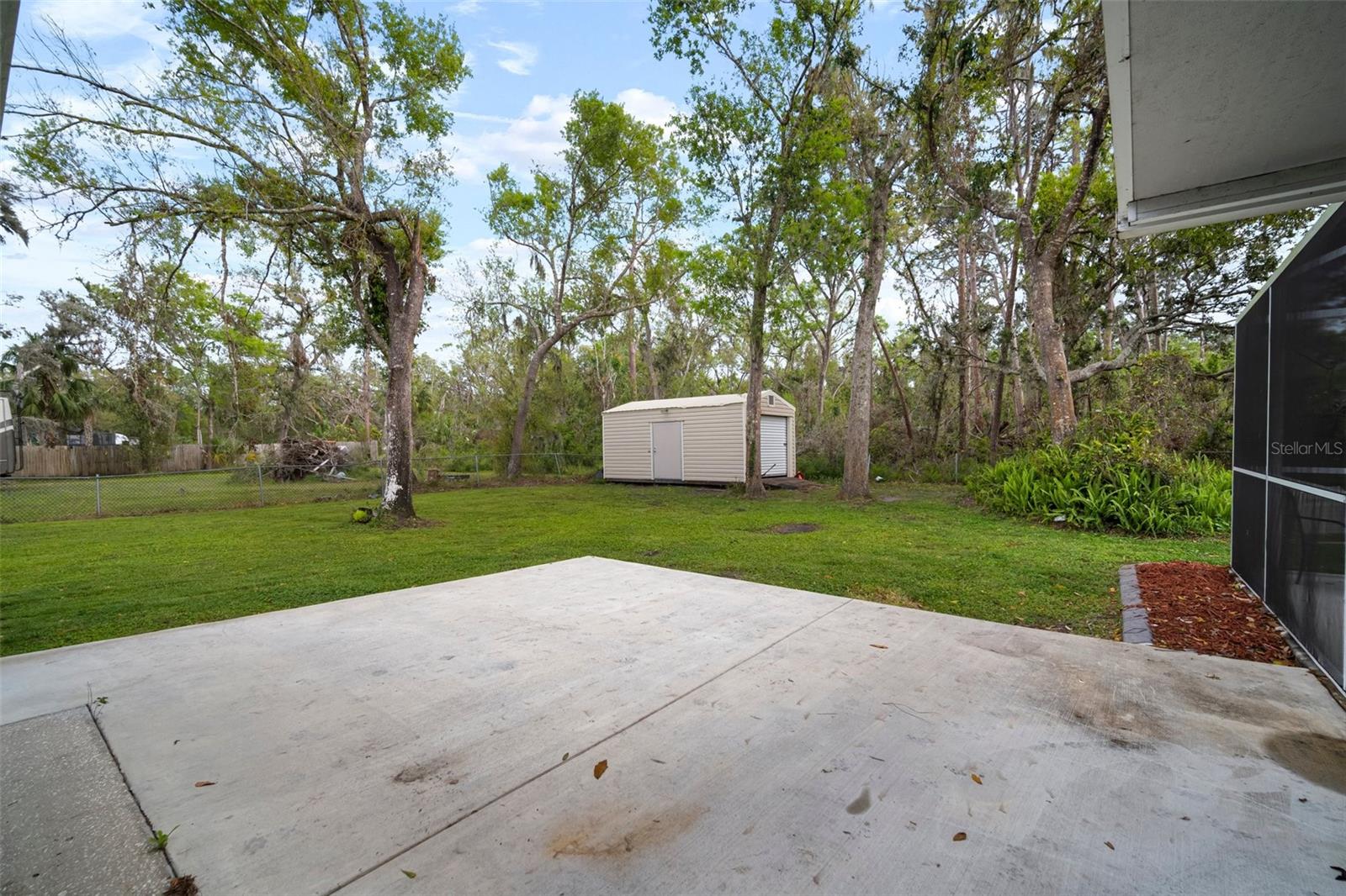 1126 OXBOW RD