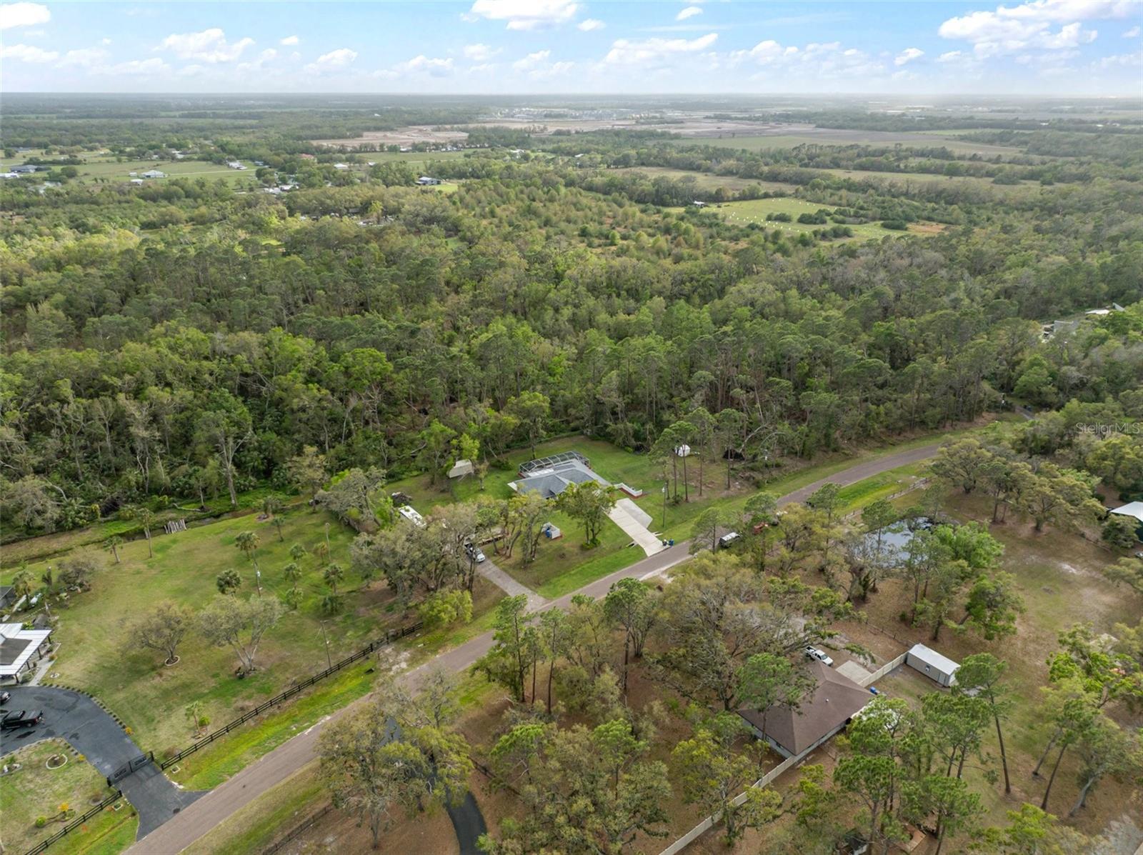 1126 OXBOW RD