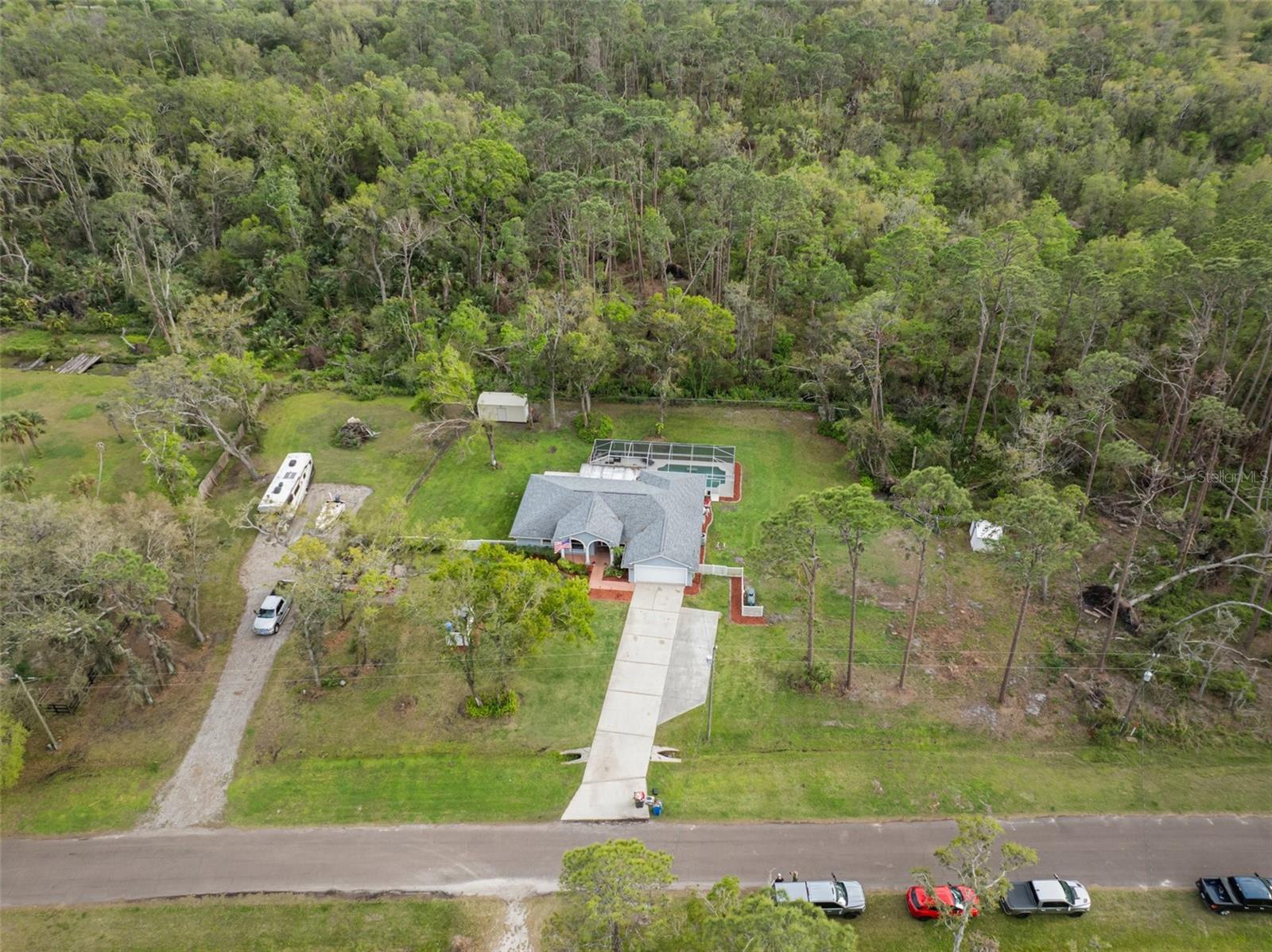 1126 OXBOW RD