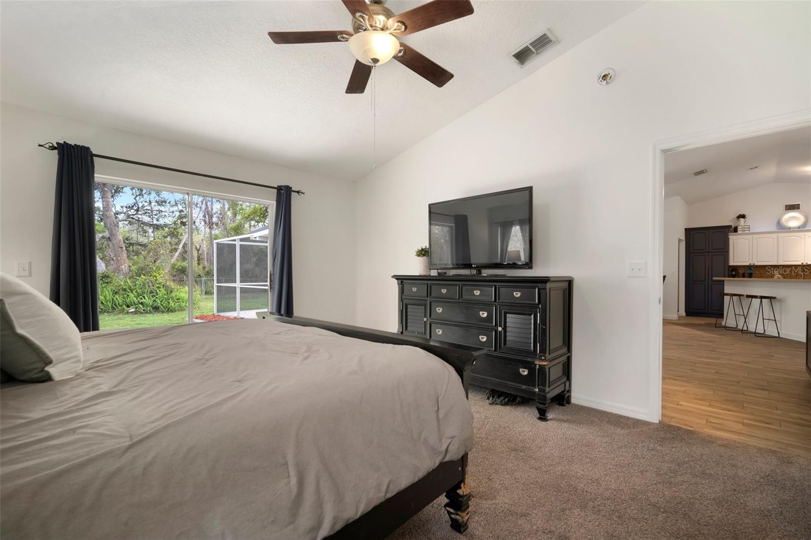1126 OXBOW RD