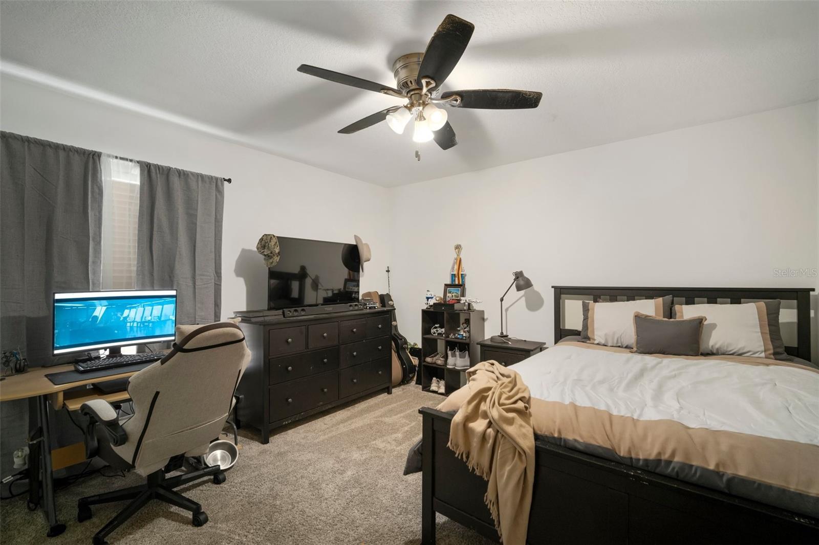 1126 OXBOW RD