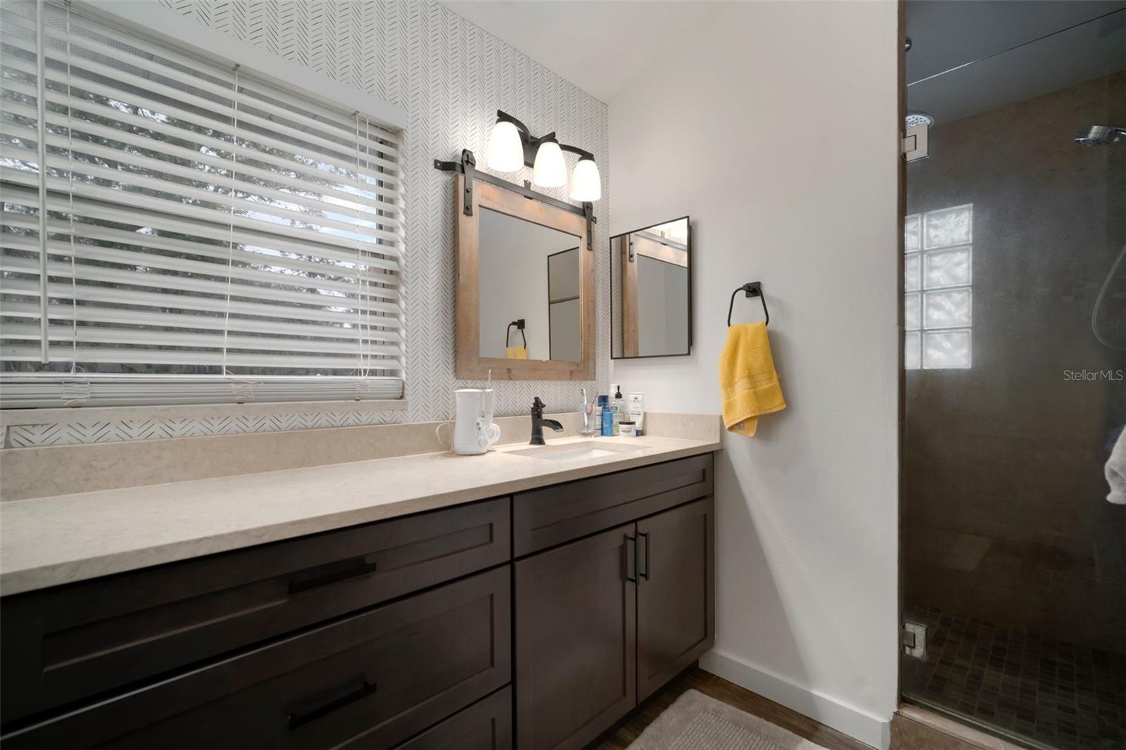 1126 OXBOW RD