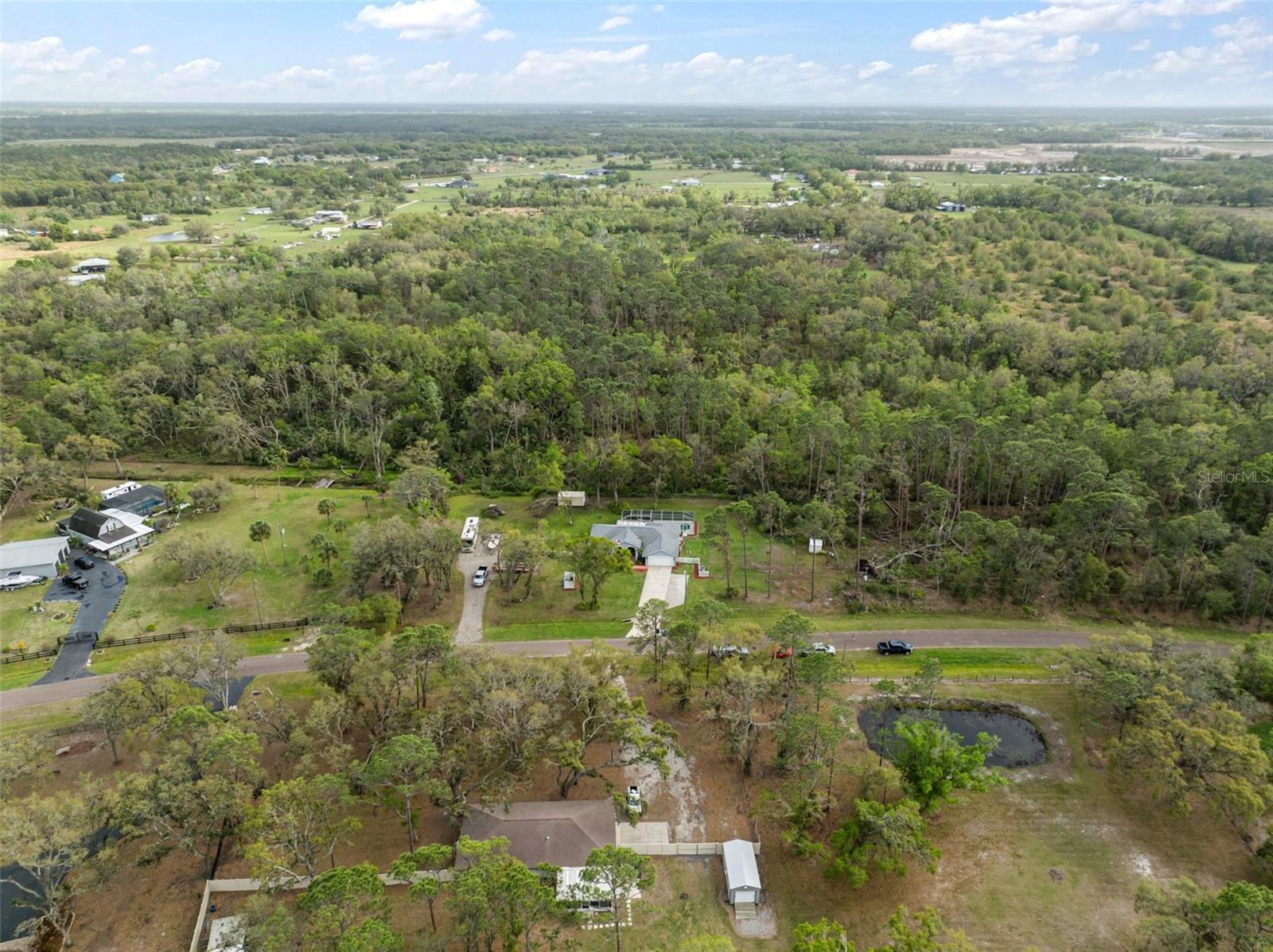 1126 OXBOW RD