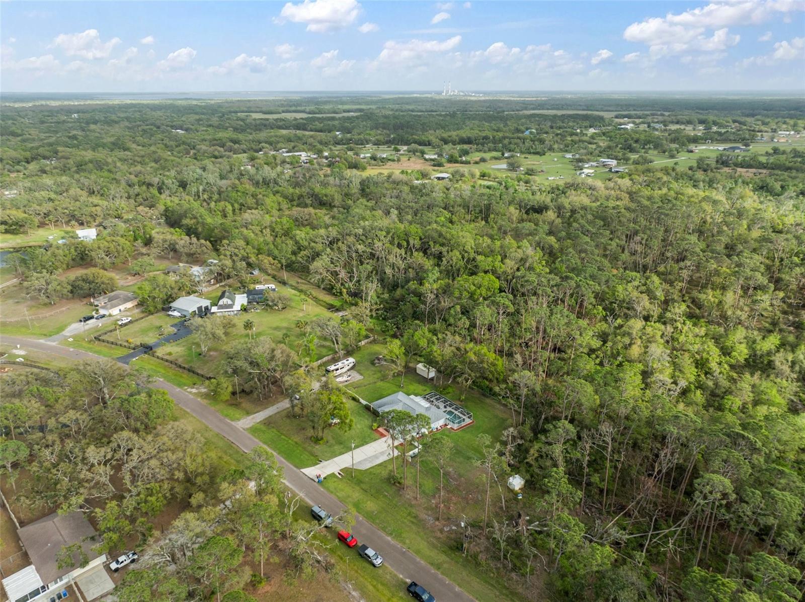 1126 OXBOW RD