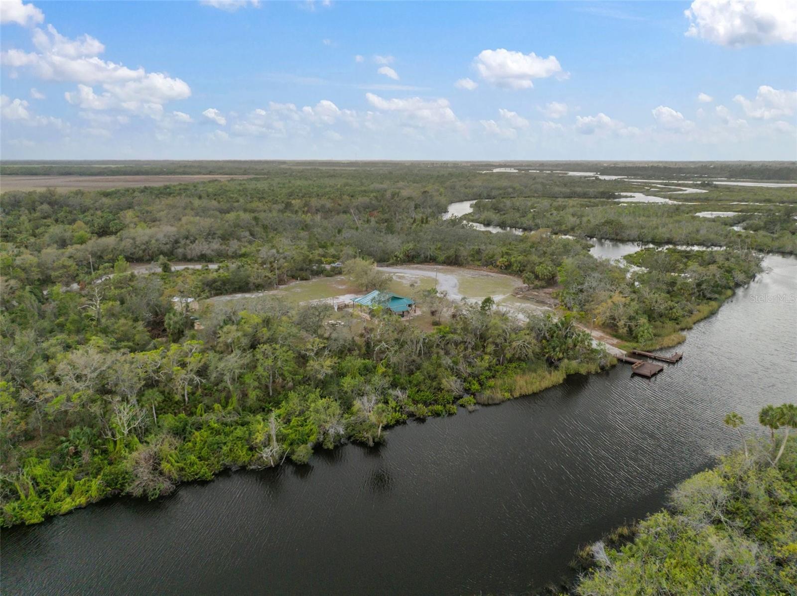 1126 OXBOW RD