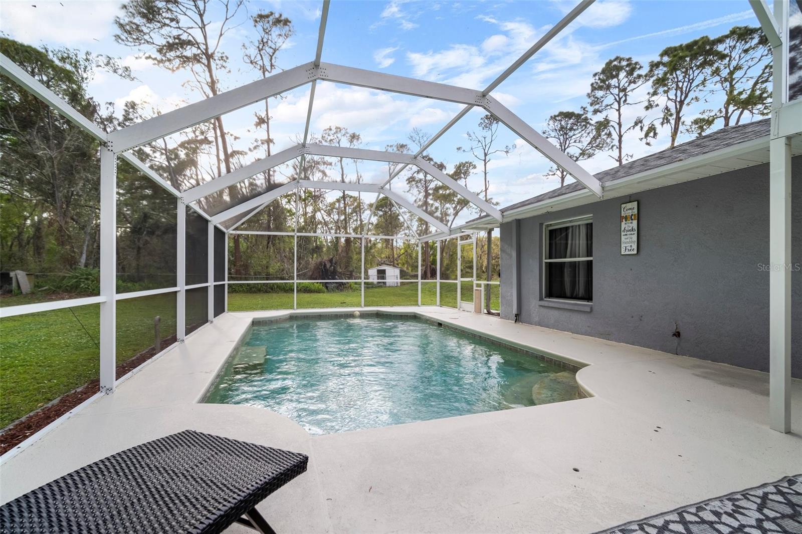 1126 OXBOW RD