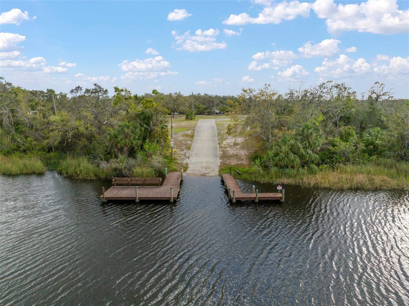 1126 OXBOW RD