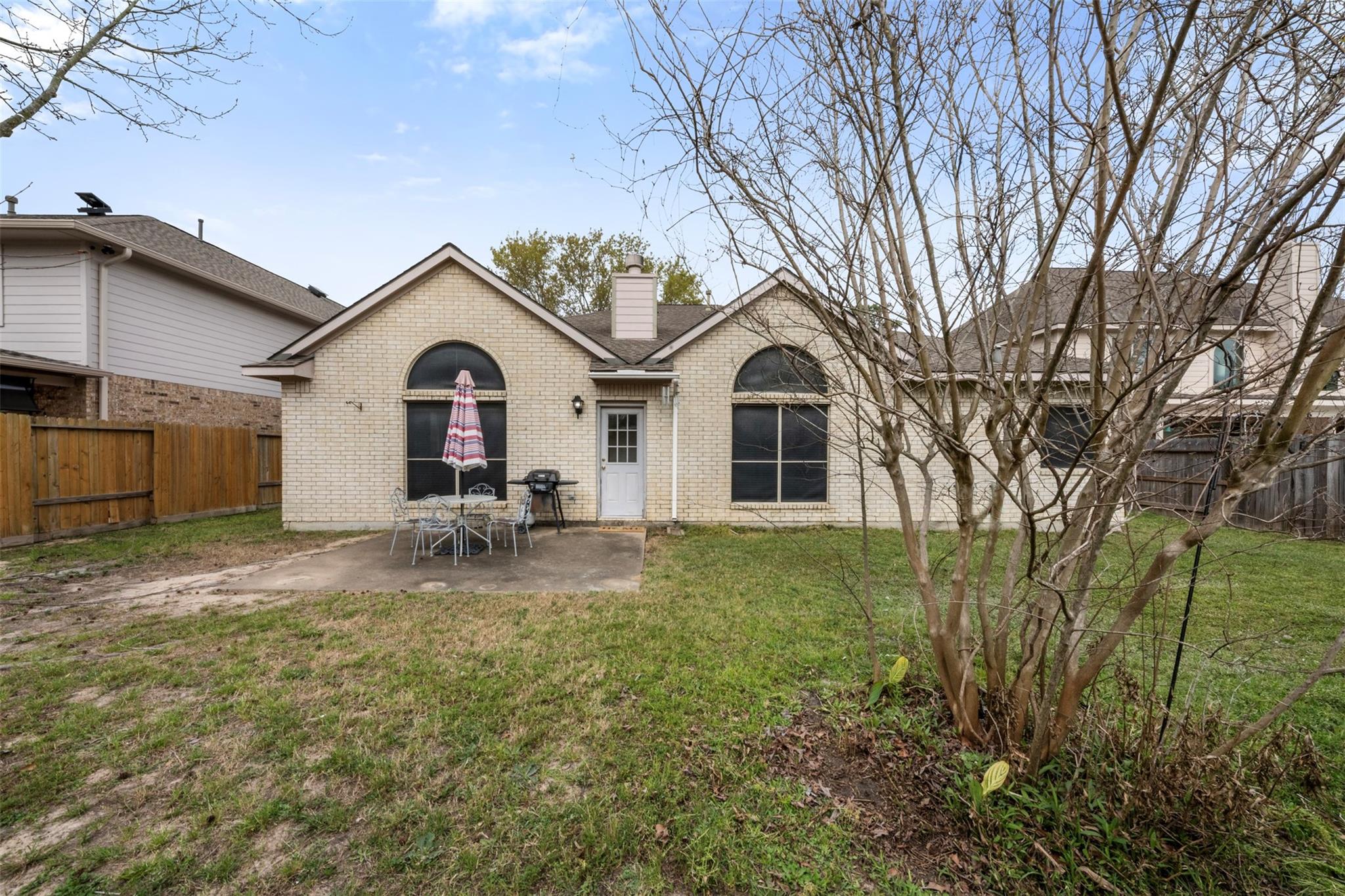 9211 Memorial Hills Drive