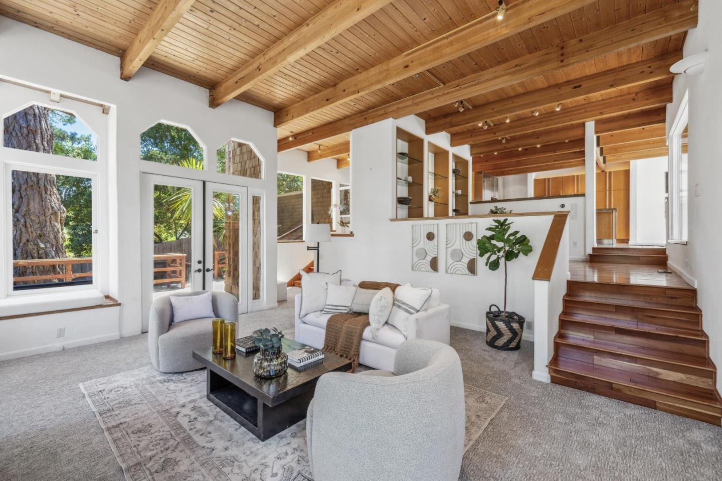 25265 Arriba Del Mundo DR