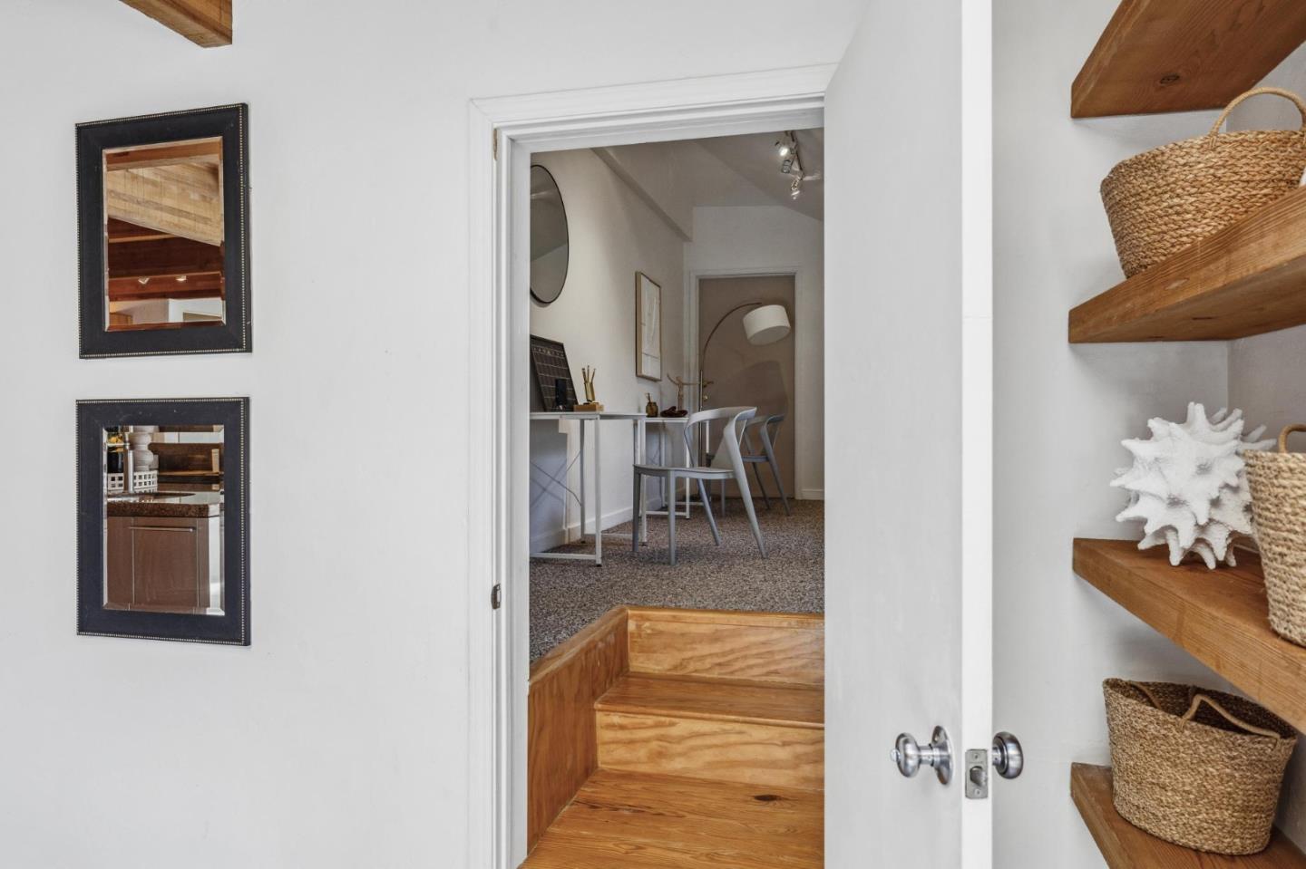 25265 Arriba Del Mundo DR