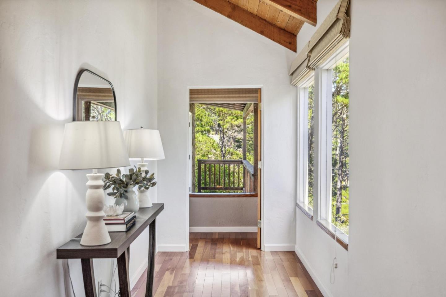 25265 Arriba Del Mundo DR