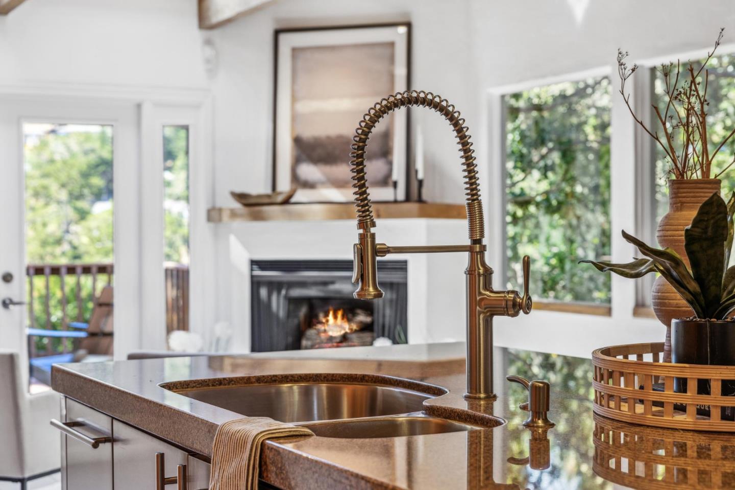 25265 Arriba Del Mundo DR