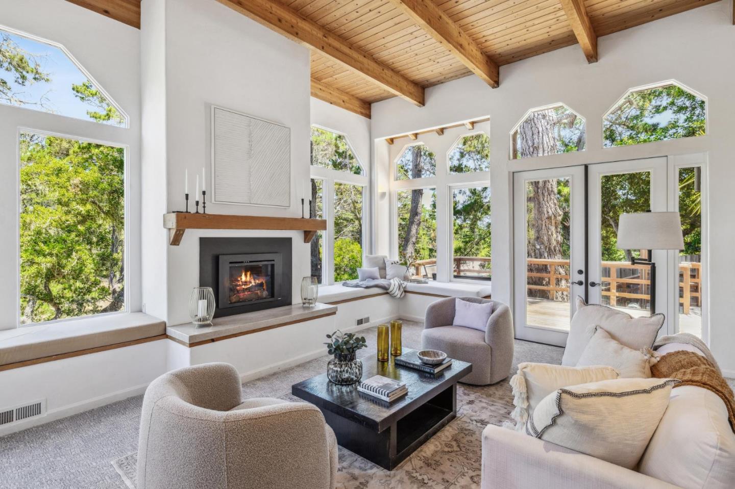 25265 Arriba Del Mundo DR