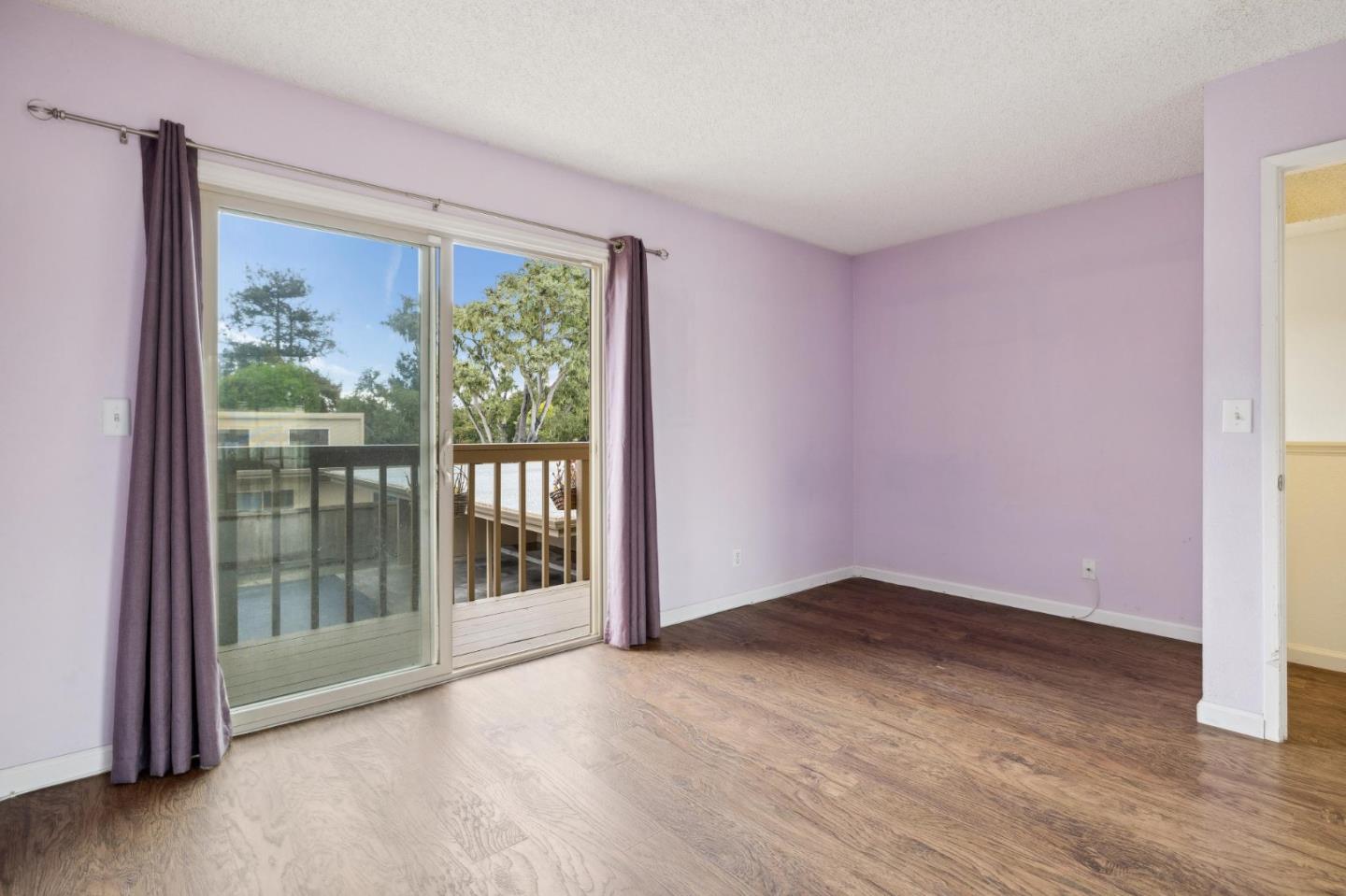 73 Montsalas DR
