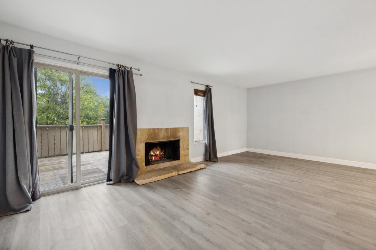73 Montsalas DR