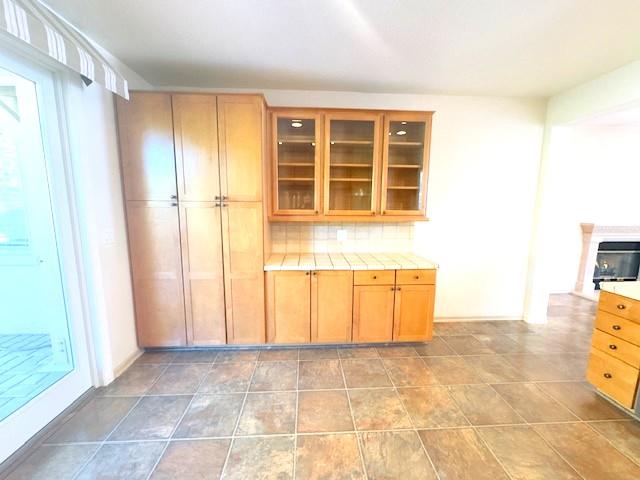 4825 Peninsula Point DR